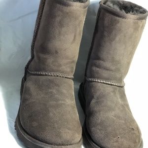 UGG Brown Womens Classic Short Womens Size 6